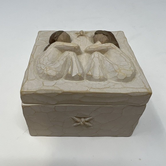 WILLOW TREE Friendship Trinket Box - Forever Friends Susan Lordi 2003 DEMDACO - Picture 2 of 4